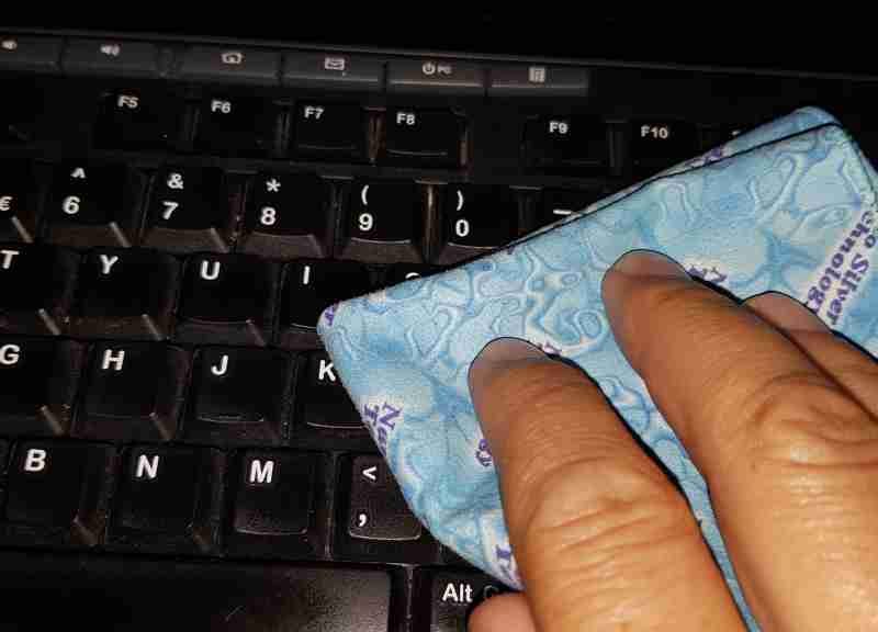 Czyszczenie komputerów bez chemii